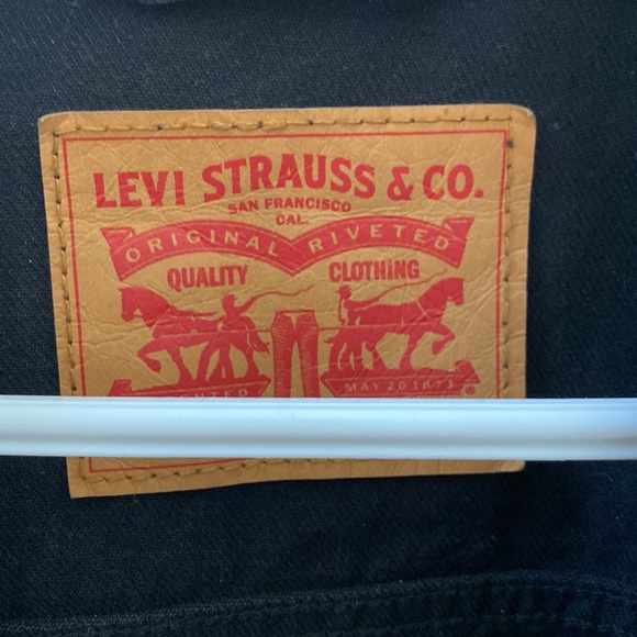 Levi’s Jean Jacket - Picture 2 of 6